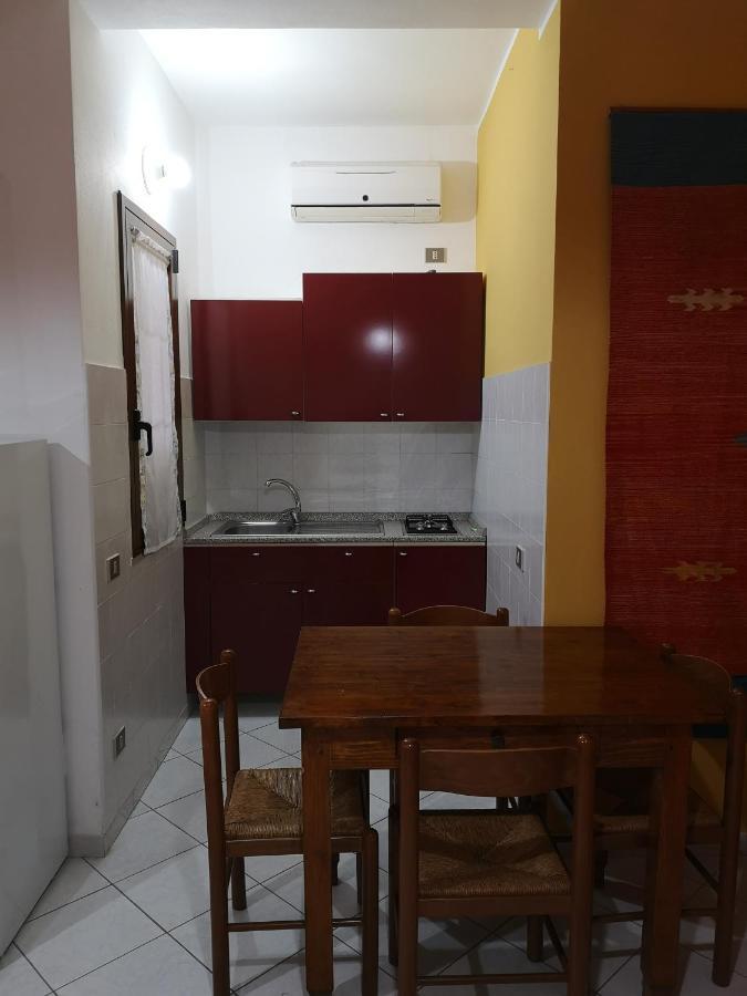 Casa Vacanze Rose E Fiori Sardegna San Vito  Exterior photo